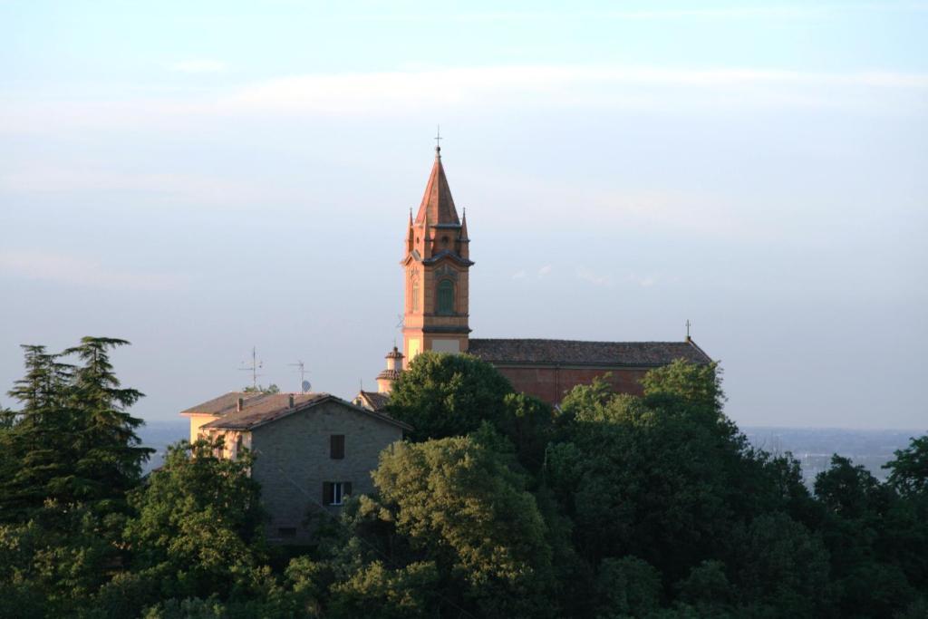 Locanda Castel De Britti Guest House San Lazzaro di Savena Exterior photo